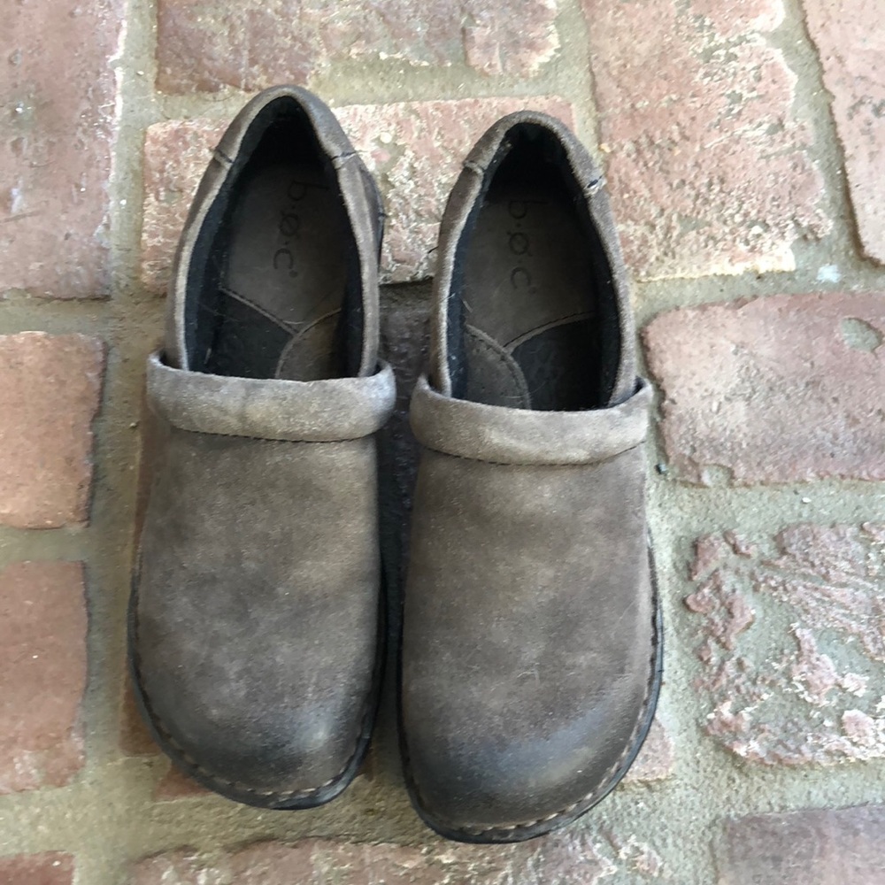 Born clogs